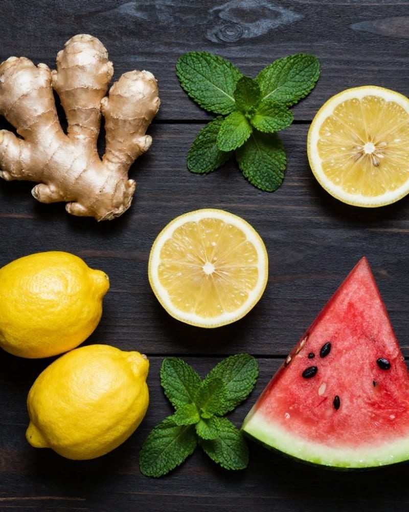 ingredientes naturais para suco detox contra gases e inchaço